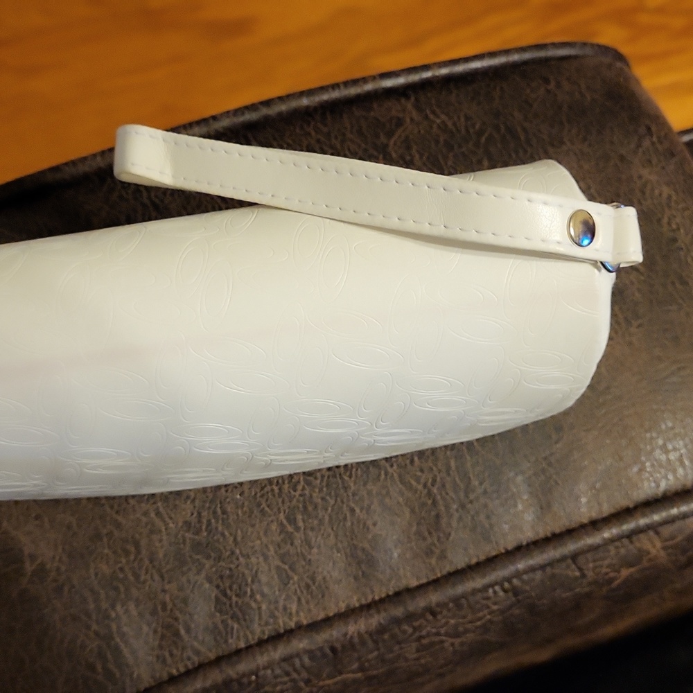 Oakley Sunglass Case and pouch only, OS, white color